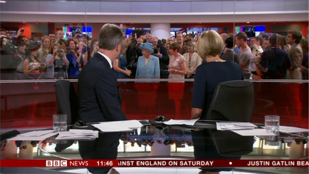 The Queen Tours BBC News Centre NBH     