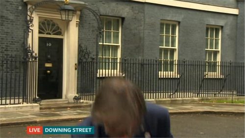Peston loses microphone during live report