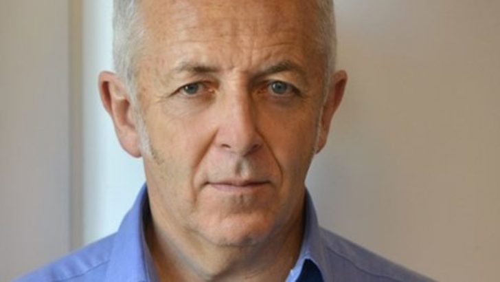 BBC Middle East editor Jeremy Bowen diagnosed with bowel cancer